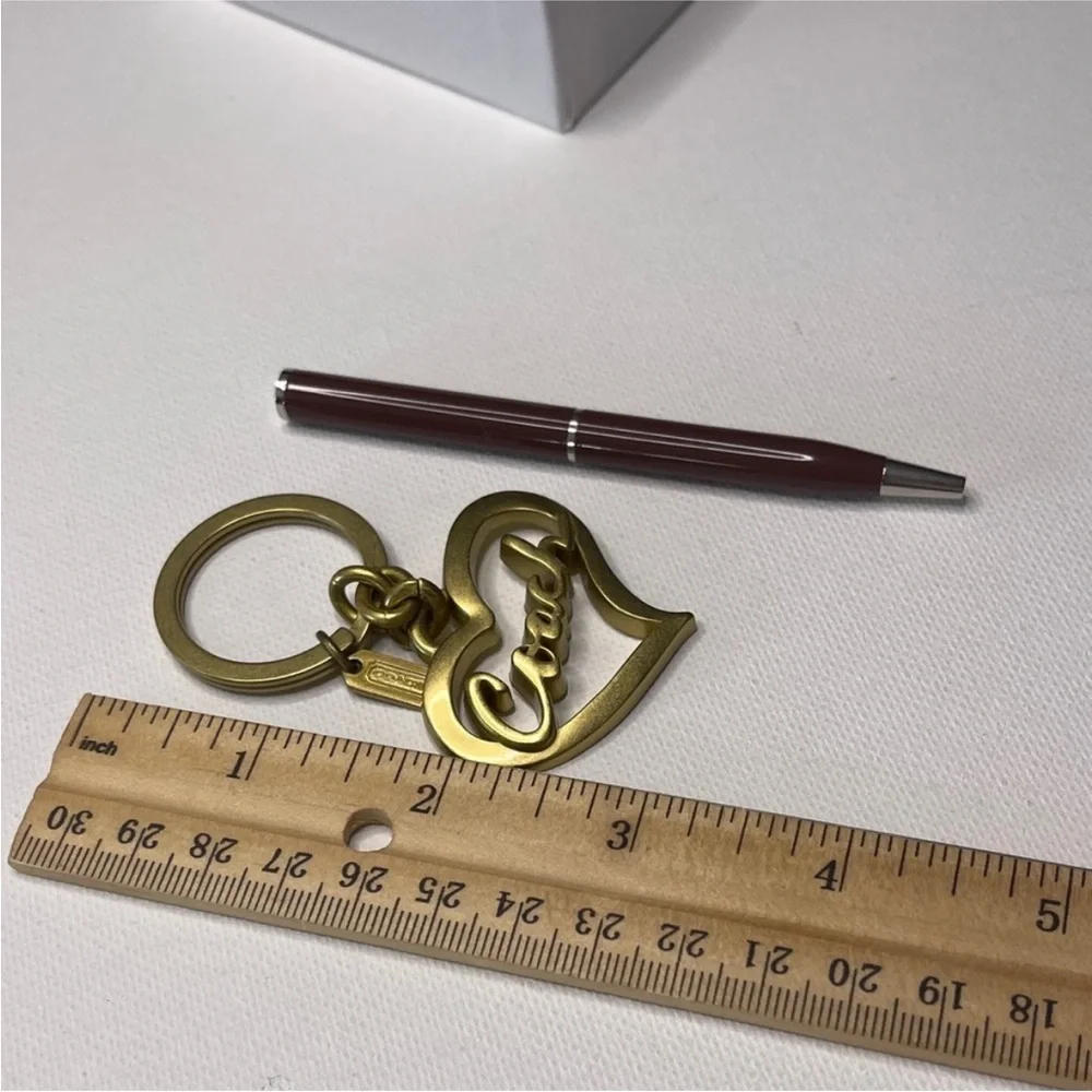 Rare NWT COACH Brass Script Heart Keychain Fob Purse Charm Style 92069 - Picture 3 of 5